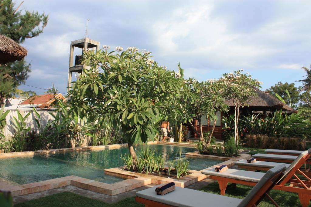 Guava Garden Hotel Gili Trawangan Exterior photo